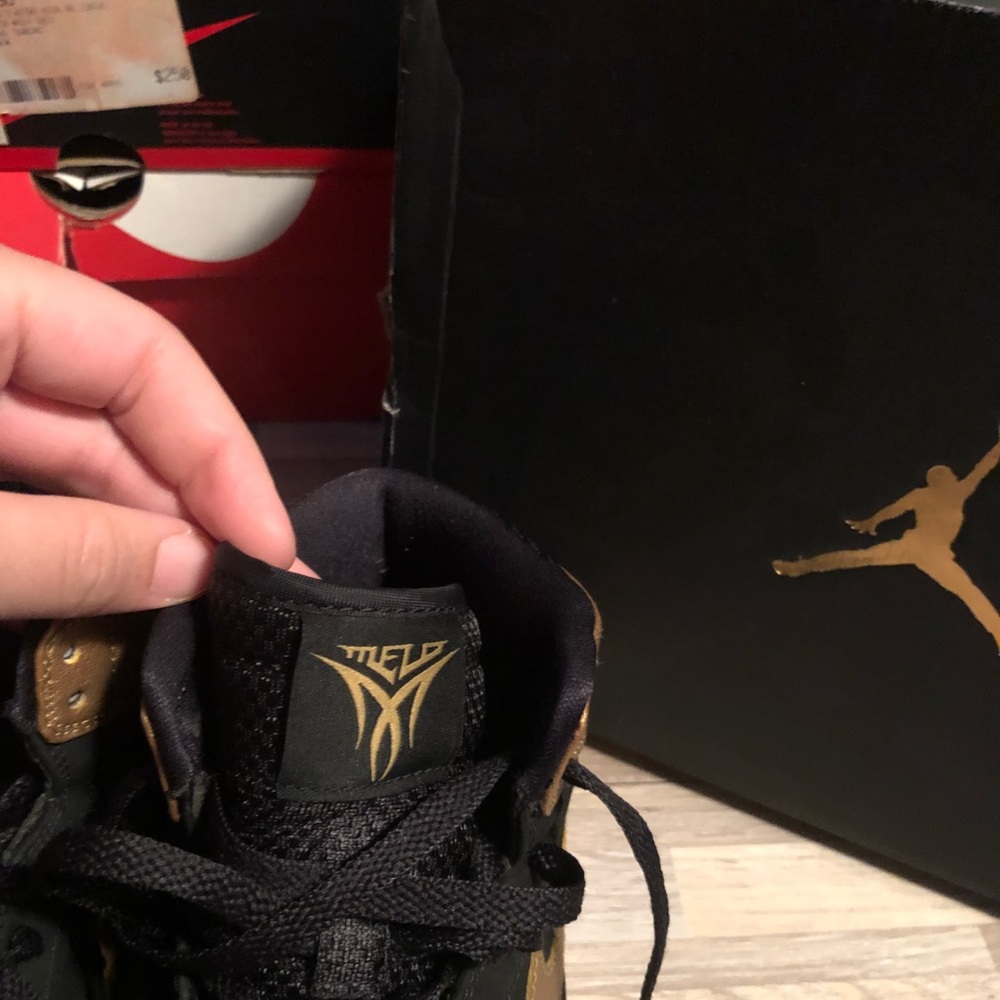 MELO AIR JORDAN 1 - Picture 3 of 8